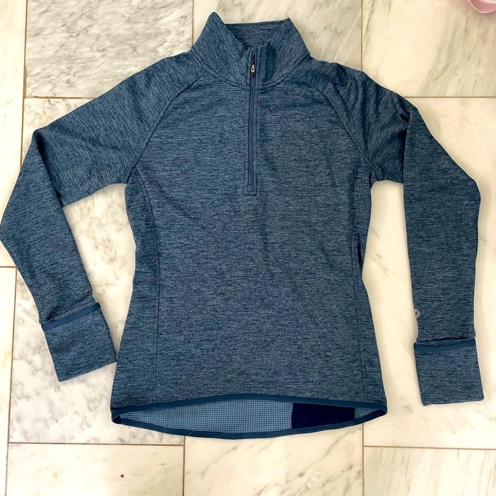 Core 10 by Reebok, women’s medium, blue gray half zip sweatshirt w/ thumb holes